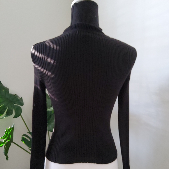 Forever 21 Black Ribbed Turtleneck Sweater - Picture 4 of 6